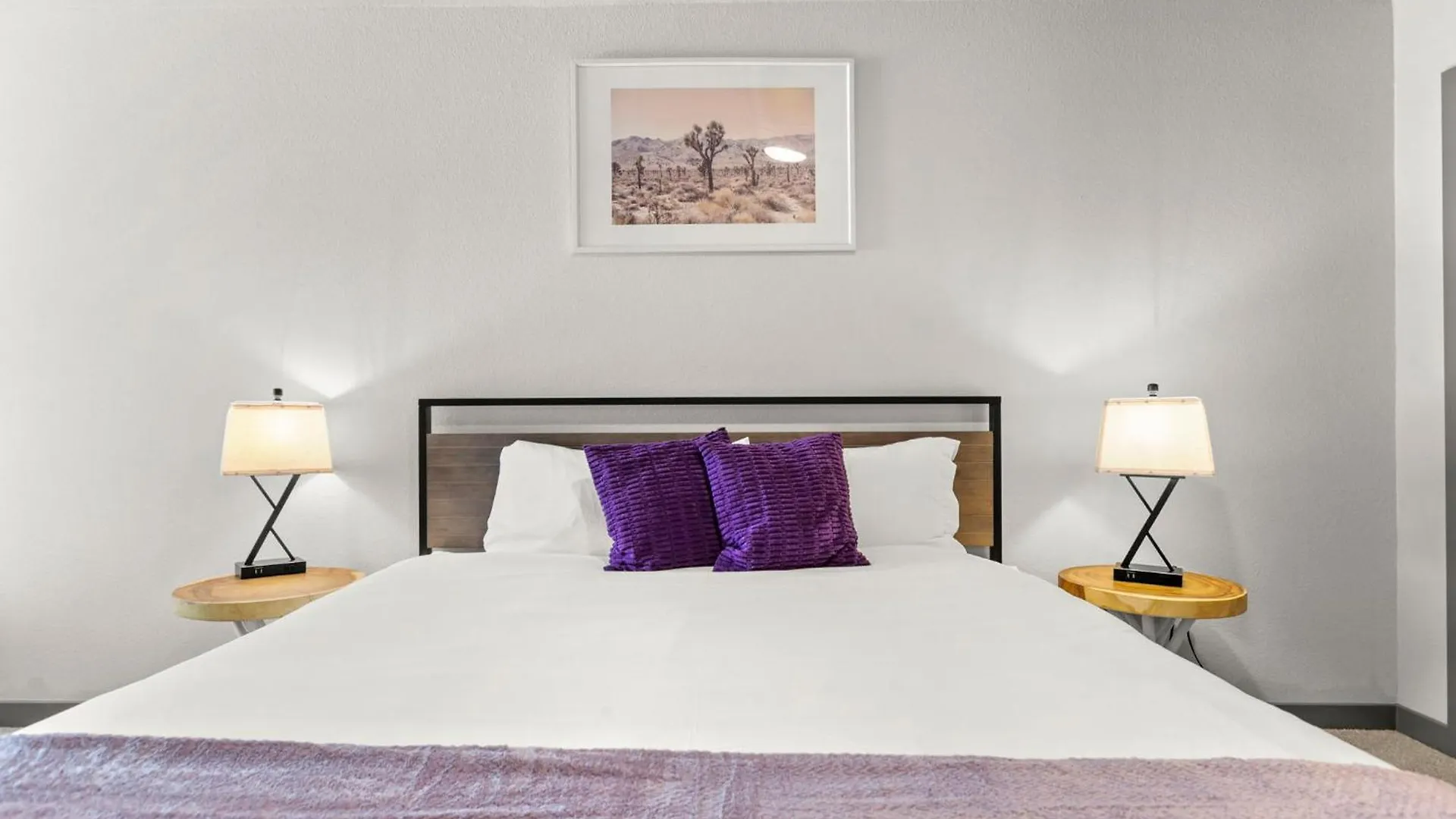 Cozysuites Phx Roro Gym, Pool, Pets, Parking #1 フェニックス アパート