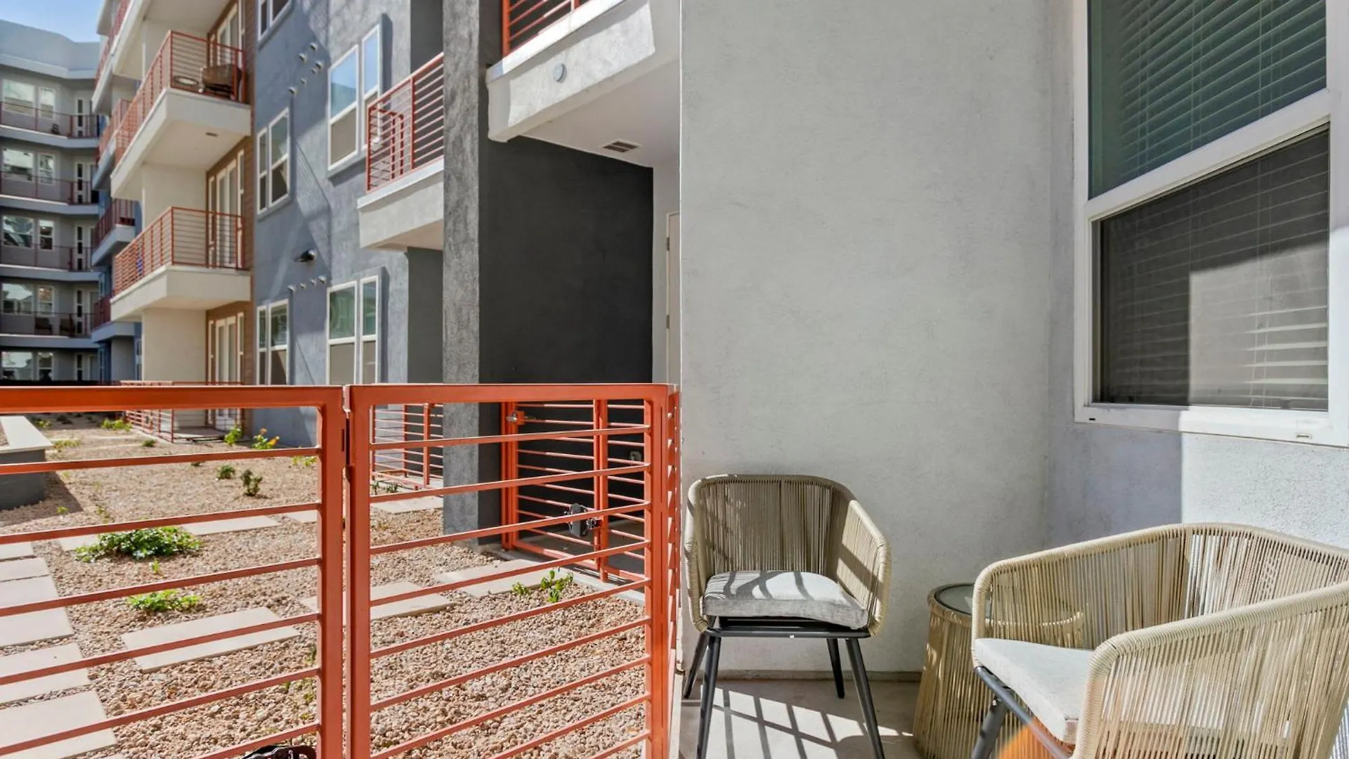 Cozysuites Phx Roro Gym, Pool, Pets, Parking #1 피닉스